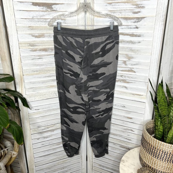 SPLENDID Women's Camo Camouflage Loose Fit Jogger Pants Drawstring Waist Gray S - Picture 4 of 12